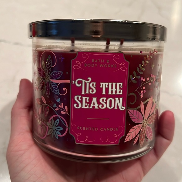 Bath & Body Works Candle - Picture 1 of 4